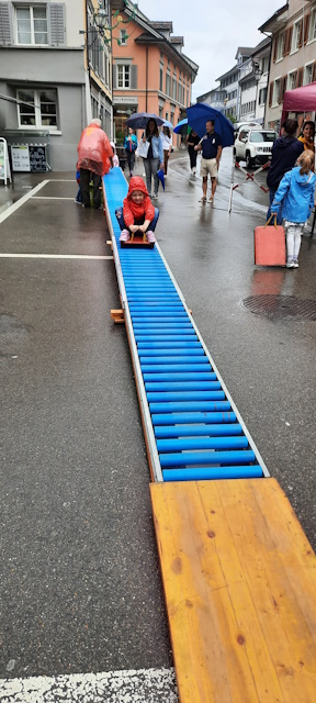 die Rollbahn